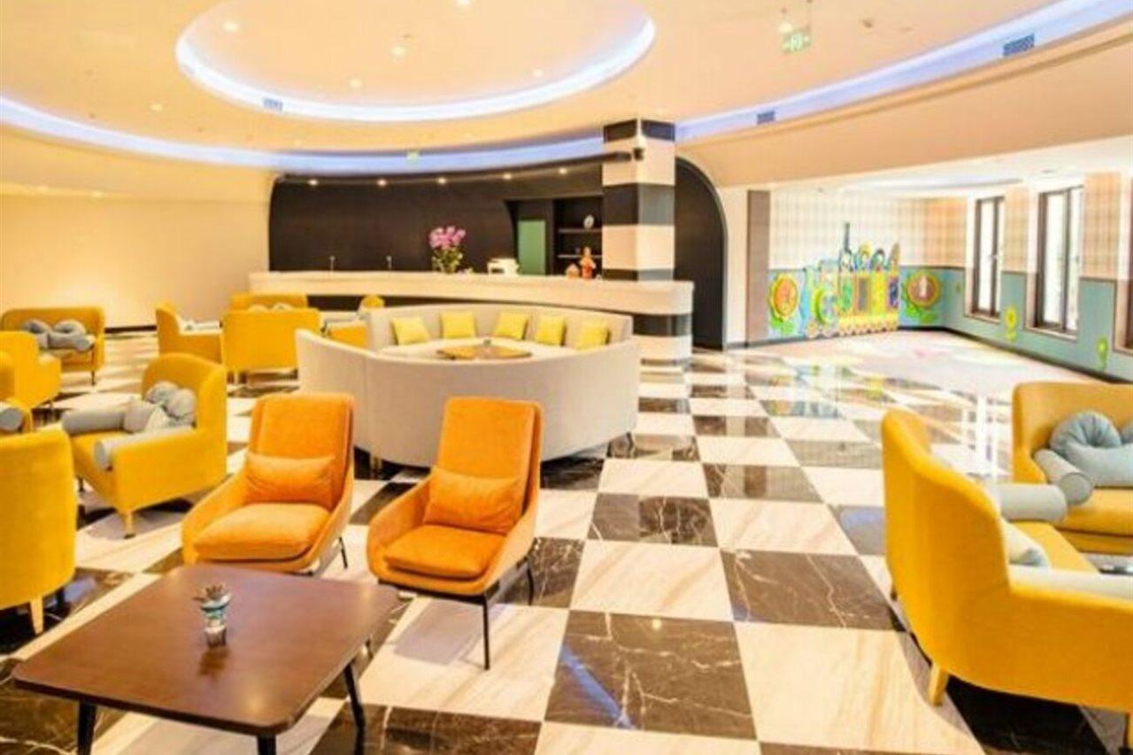 Guangzhou Chimelong Panda Hotel Exterior photo